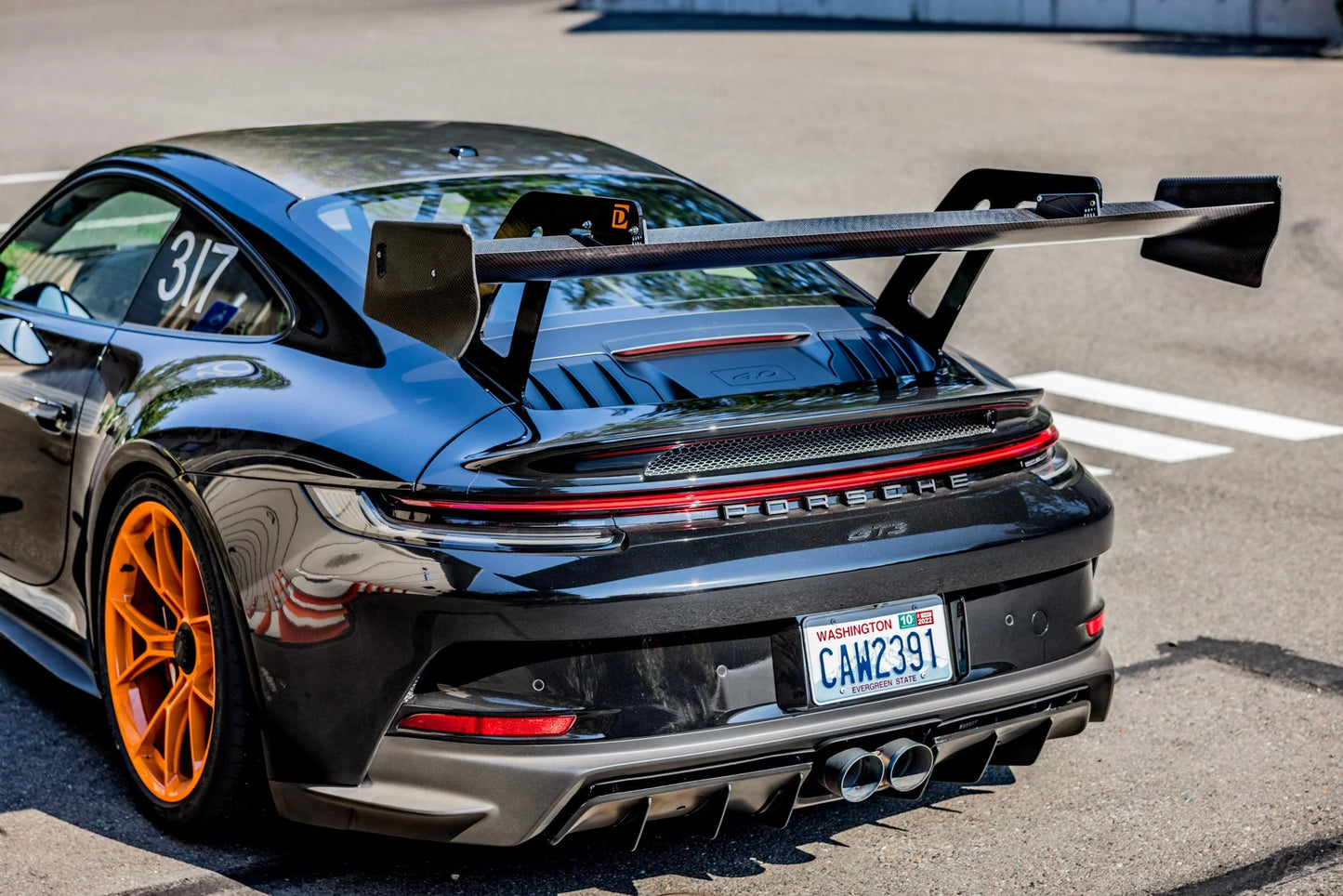 Dundon | 992 GT3 "Valkyrie" Carbon Swan Neck Wing Package