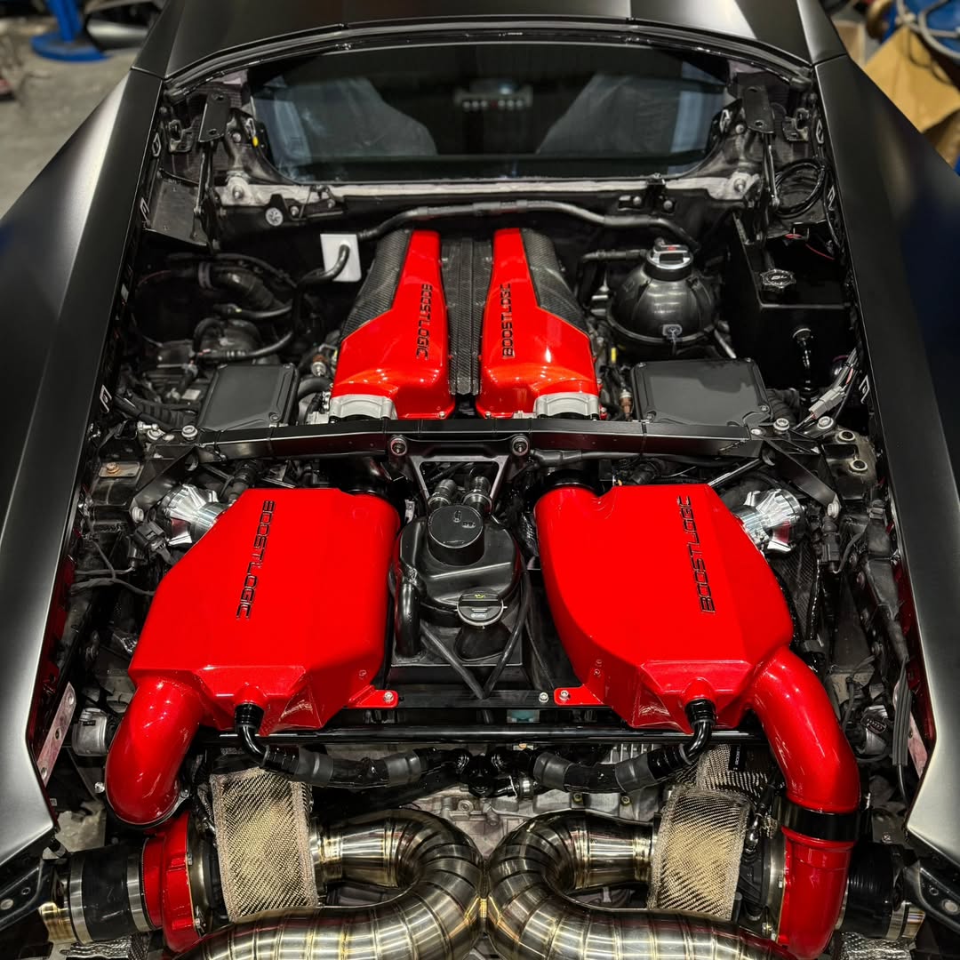 Boost Logic Audi R8/Lamborghini Huracan Billet and Carbon Fiber Intake Manifold
