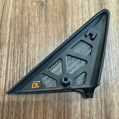 Dundon | Carbon Wind Deflectors
